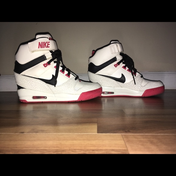 nike high heels wedge